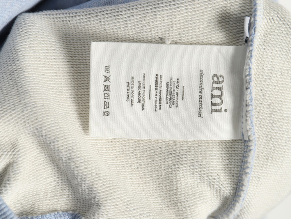 Ami Paris Classic Heart Embroidered Hoodie