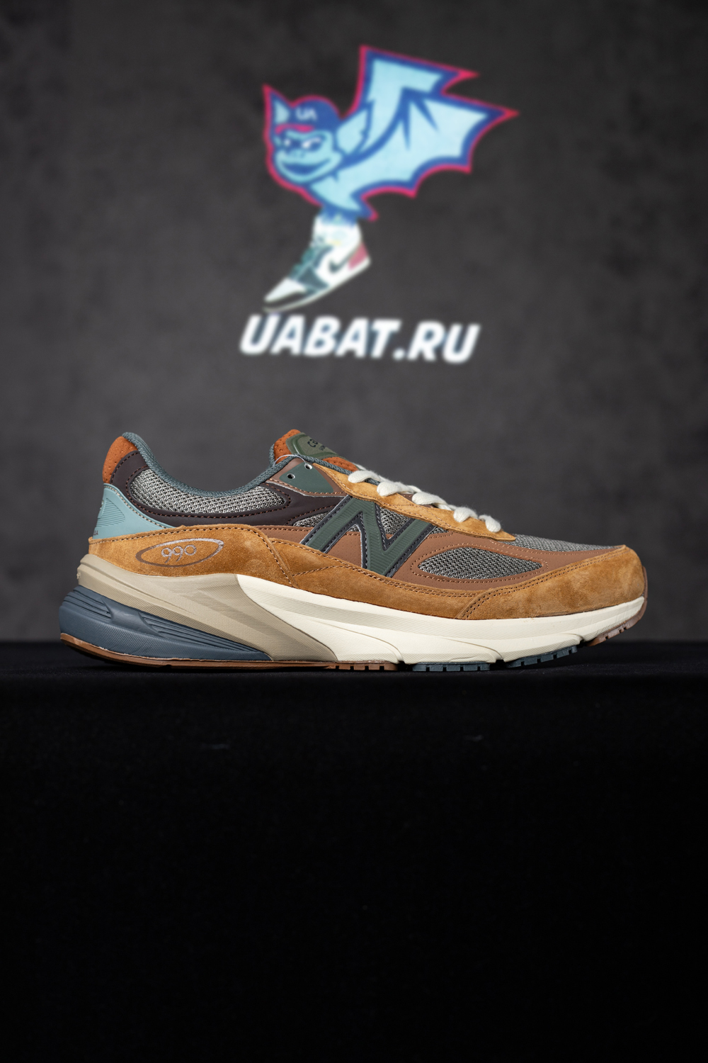 Carhartt WIP x 990v6 Made in USA