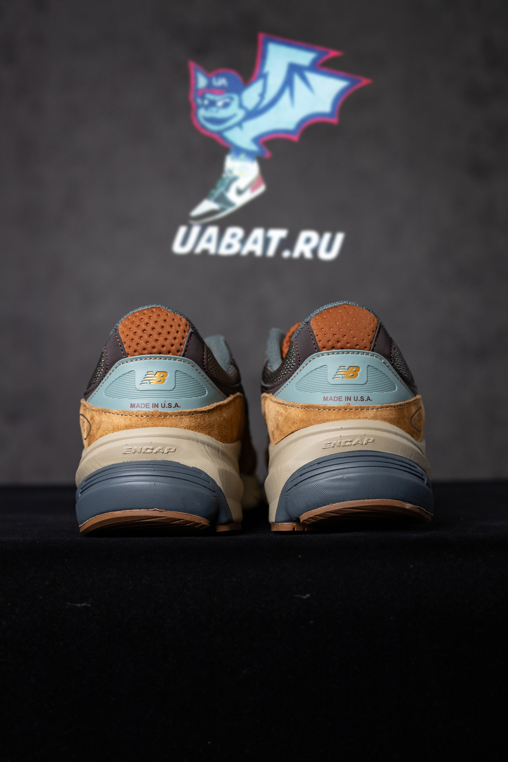 Carhartt WIP x 990v6 Made in USA