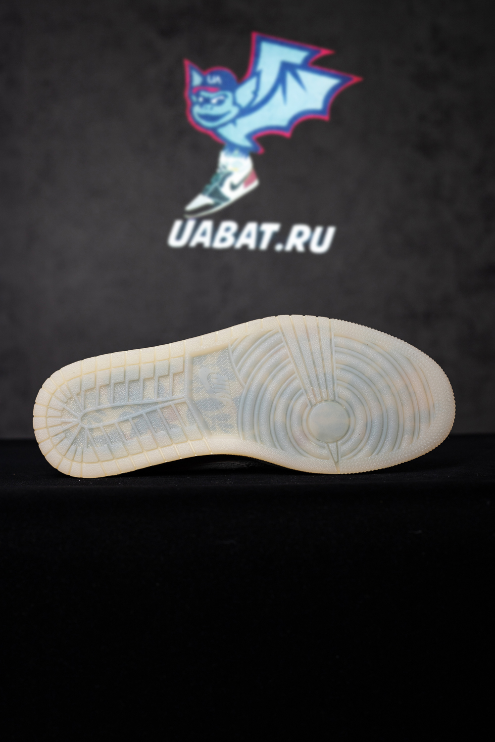 Chris Paul x Air Jordan 1 Retro Low OG 