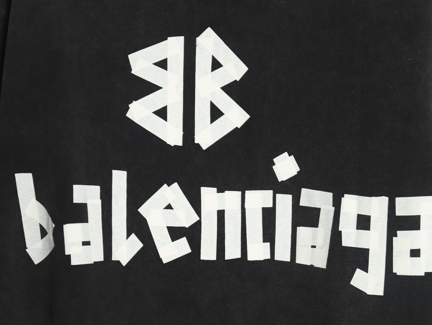 Ba*len*cia*ga washed tape letters short sleeve t-shirt