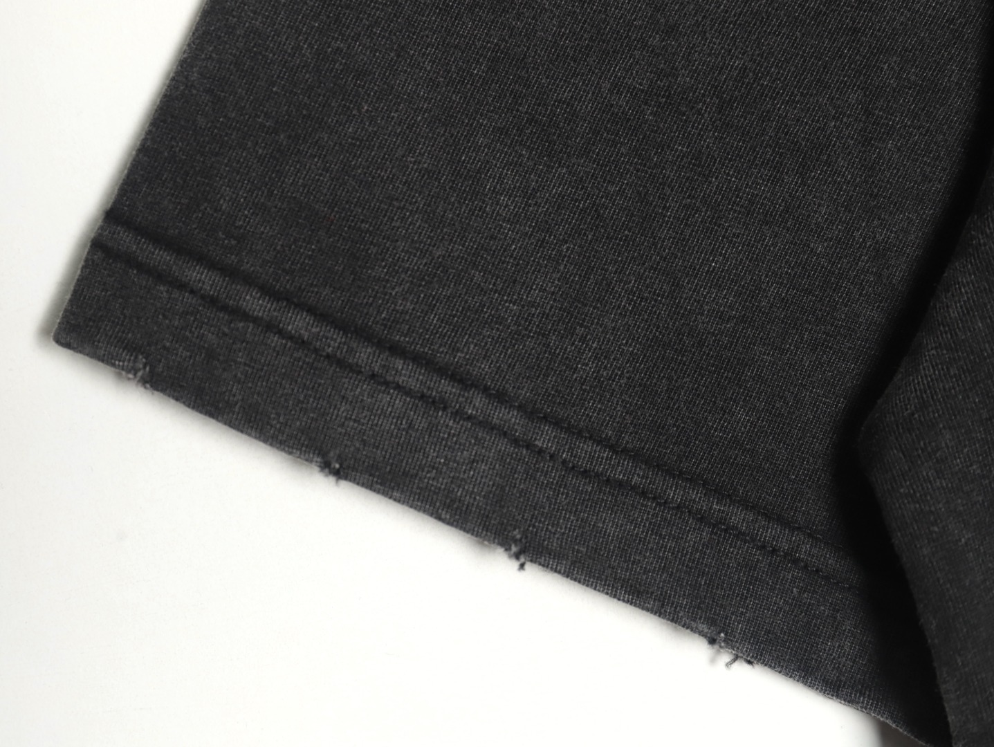 Ba*len*cia*ga washed tape letters short sleeve t-shirt