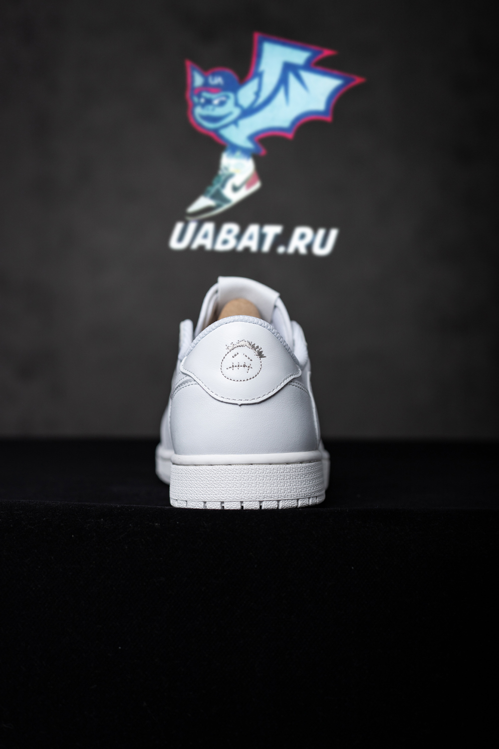 Custom Travis Scott x Air Jordan 1 Low“White Party”