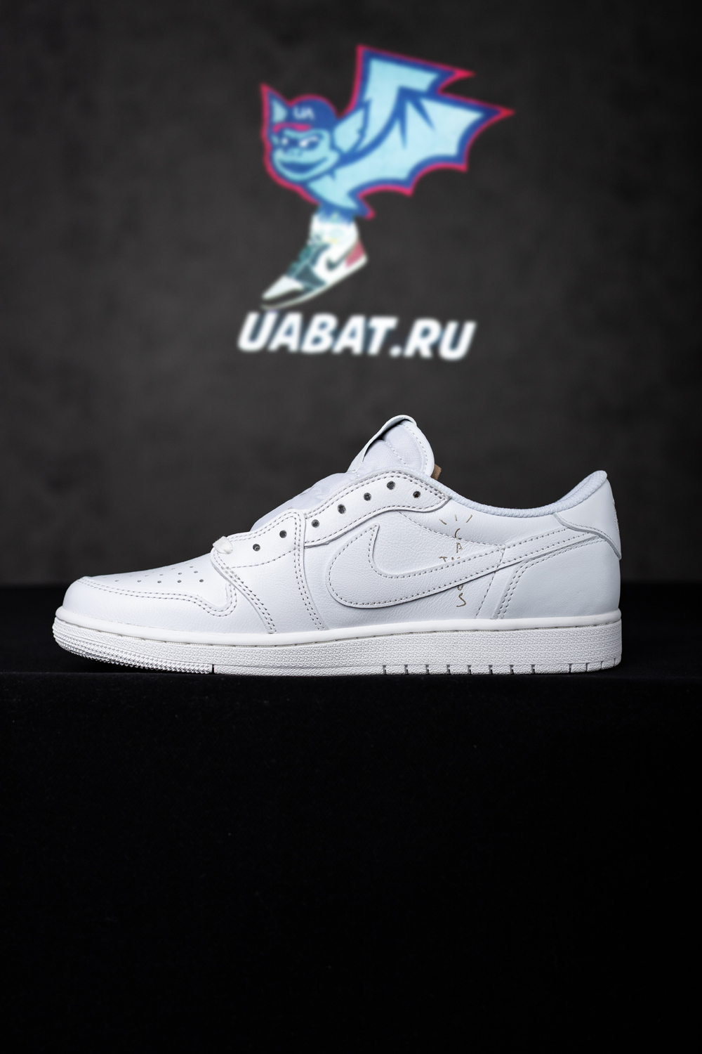 Custom Travis Scott x Air Jordan 1 Low“White Party”