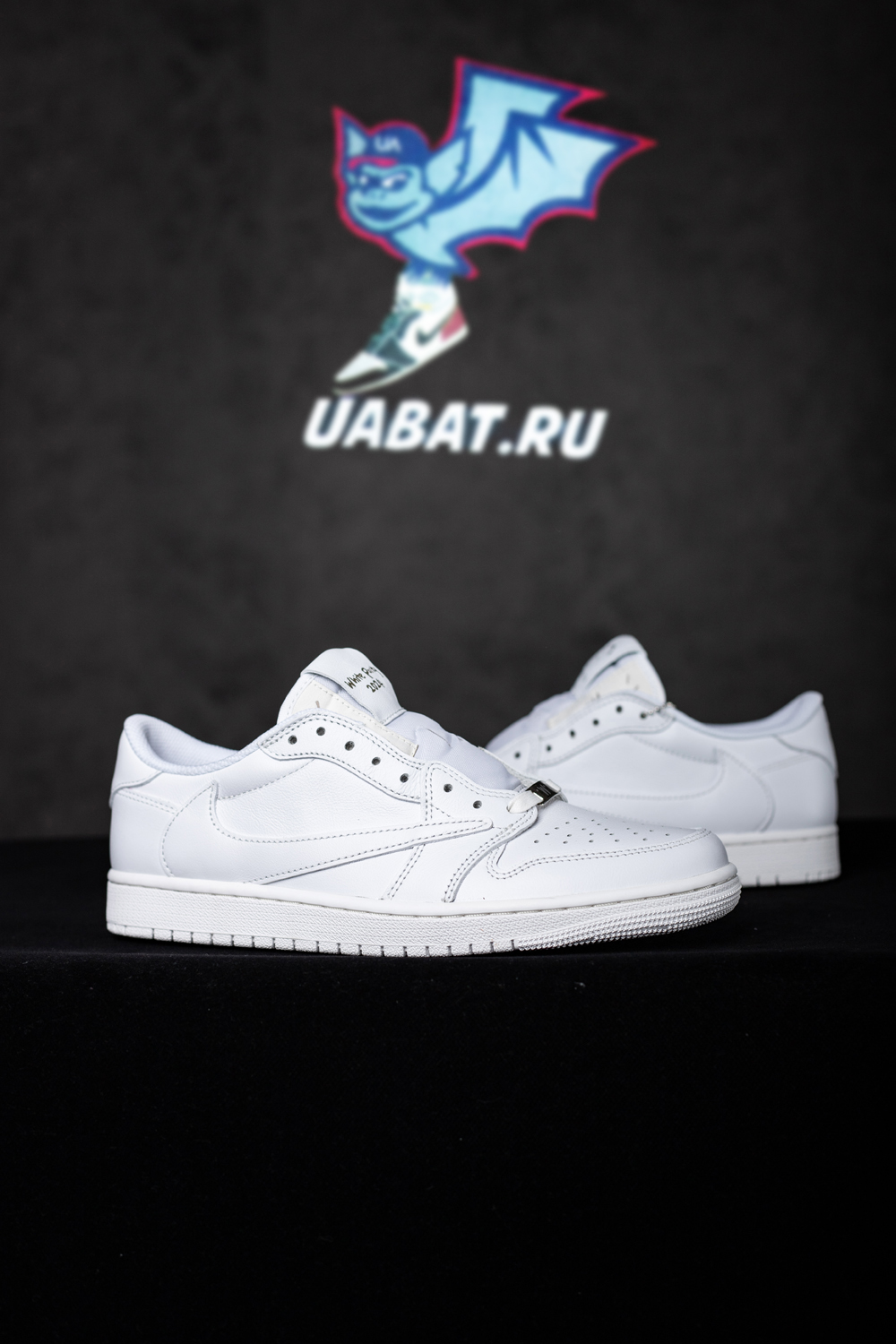 Custom Travis Scott x Air Jordan 1 Low“White Party”