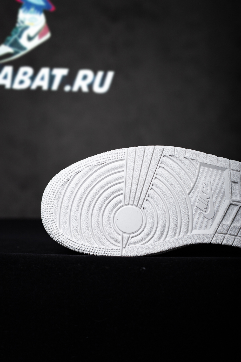 Custom Travis Scott x Air Jordan 1 Low“White Party”