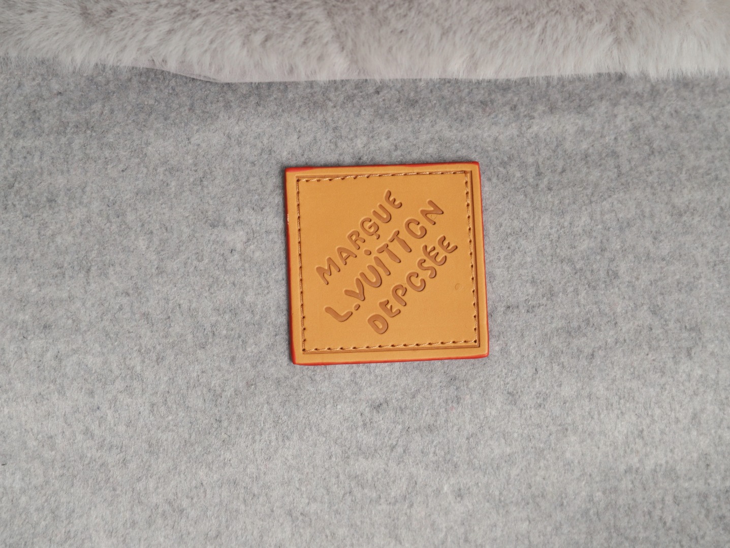 l0*is V*t0n fur collar patchwork wool padded jacket