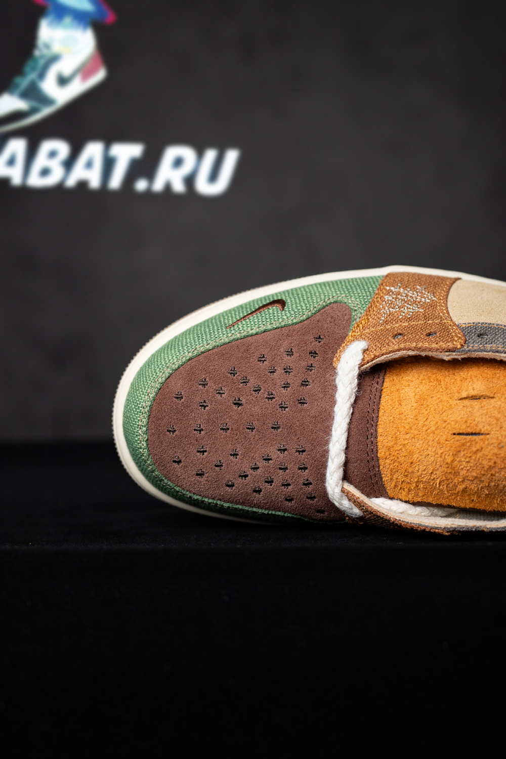 ZION WILLIAMSON X AIR JORDAN 1 RETRO LOW OG 