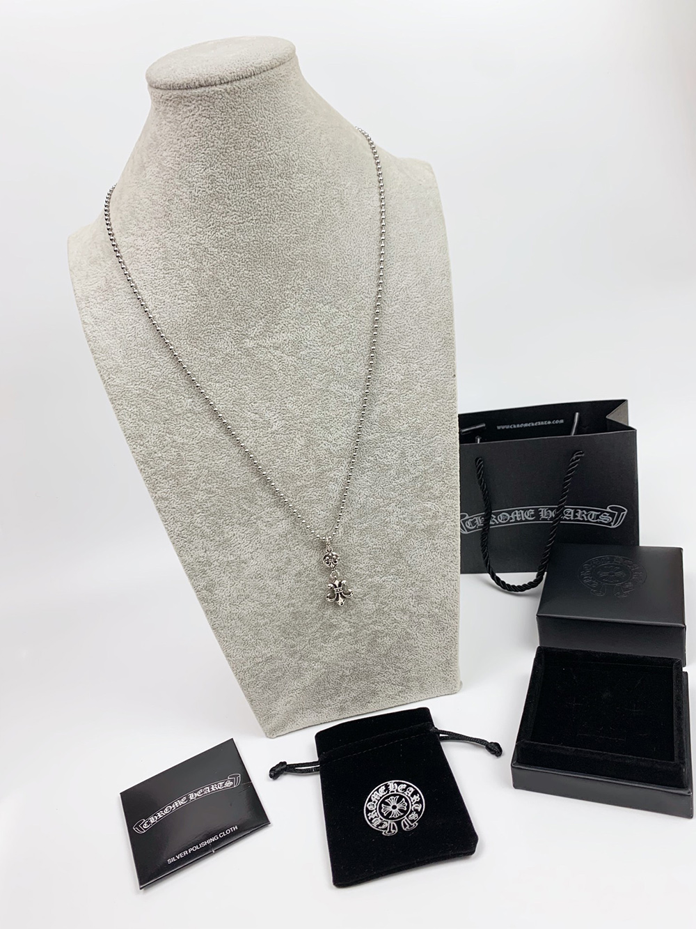 Ch**me He**ts necklaces 625453