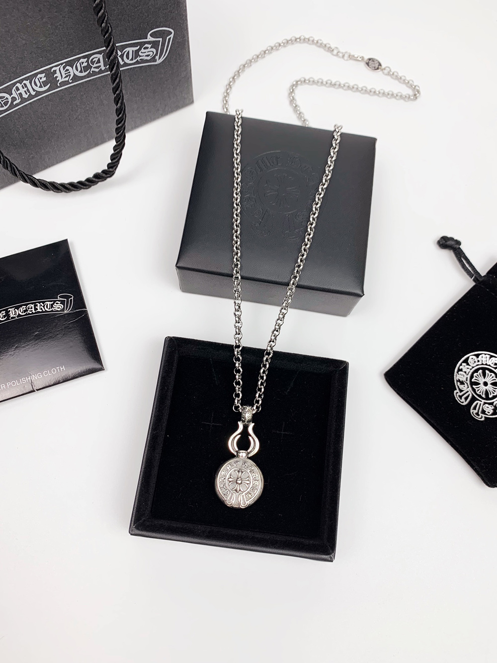 Ch**me He**ts necklaces 625478