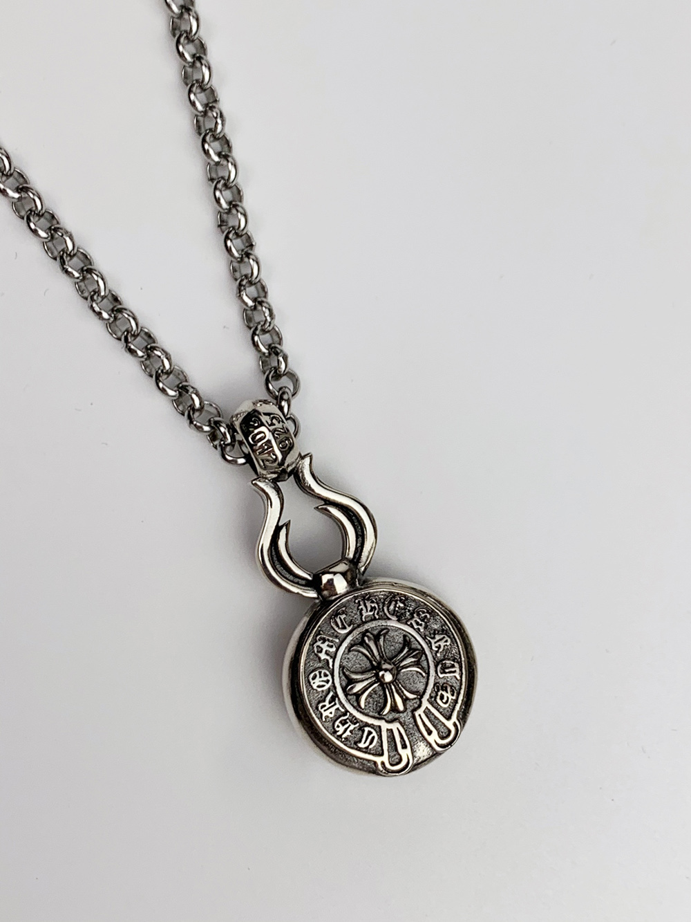 Ch**me He**ts necklaces 625478