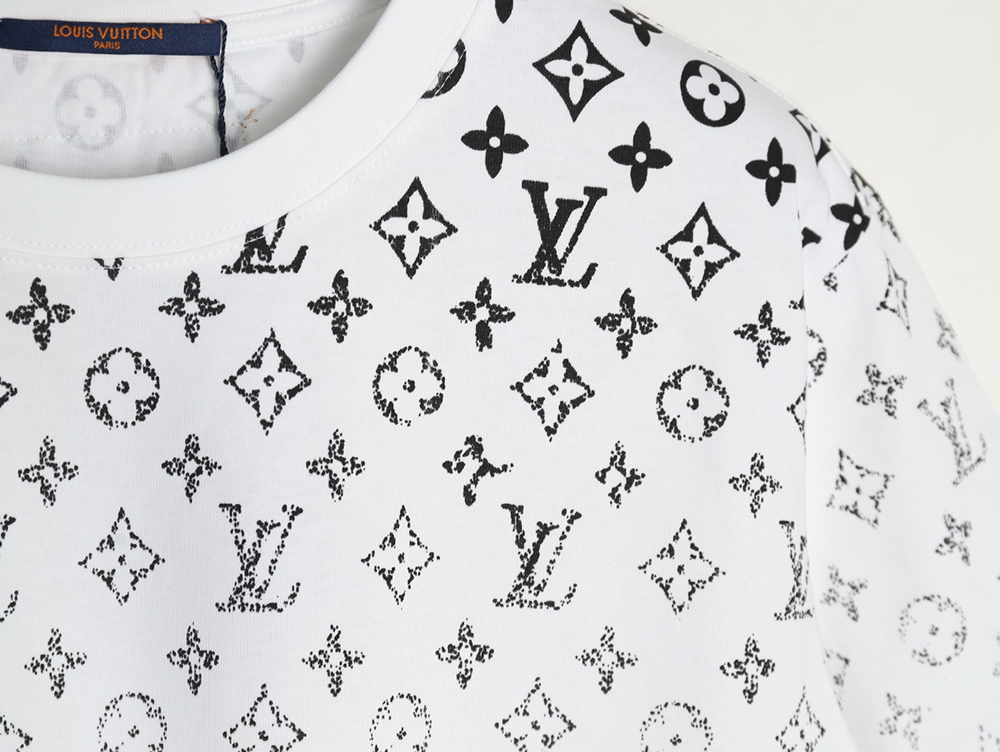 l0*is V*t0n gradient full print monogram short-sleeved t-shirt