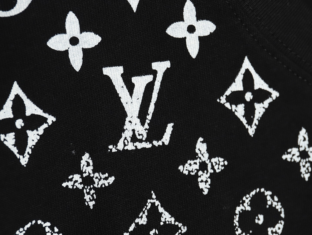 l0*is V*t0n gradient full print monogram short-sleeved t-shirt tsk1