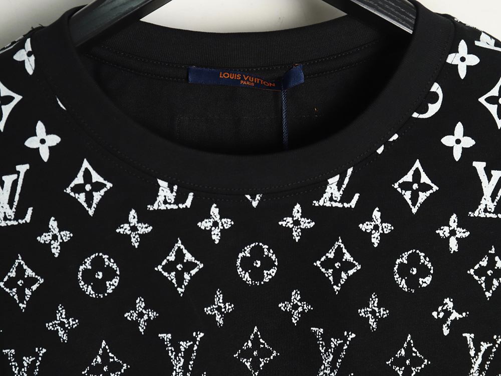 l0*is V*t0n gradient full print monogram short-sleeved t-shirt tsk1