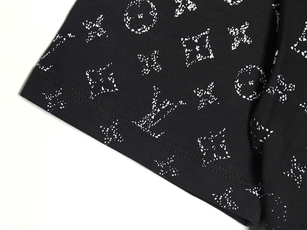 l0*is V*t0n gradient full print monogram short-sleeved t-shirt tsk1