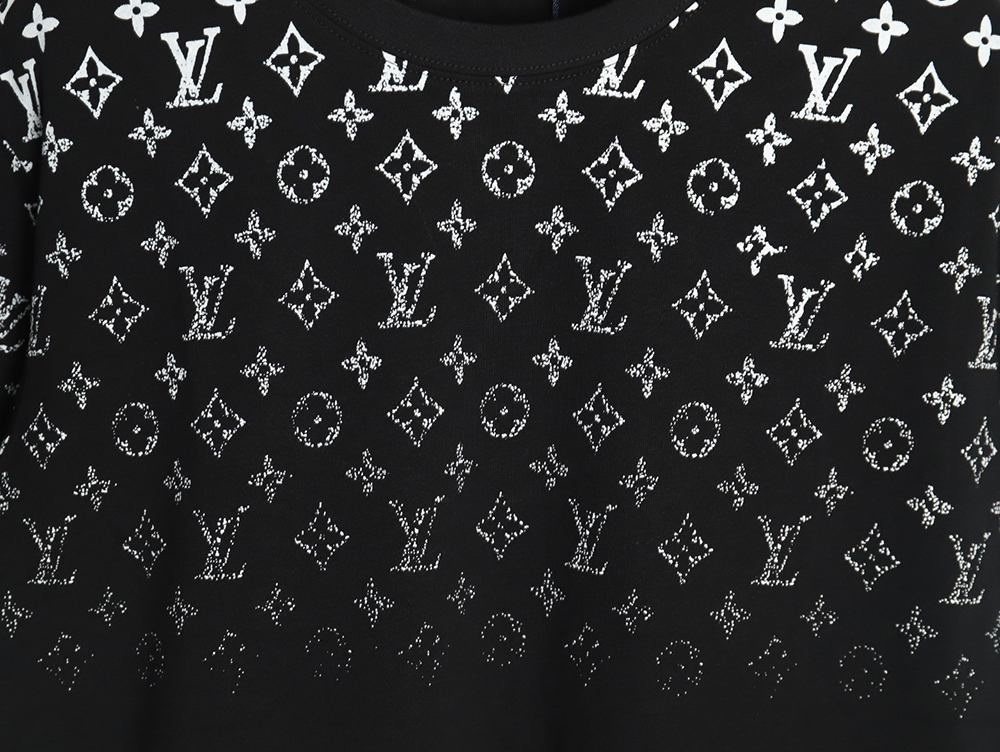 l0*is V*t0n gradient full print monogram short-sleeved t-shirt tsk1