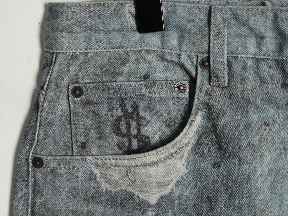 S*p*e & hjr joint trompe l’oeil graffiti printed jeans