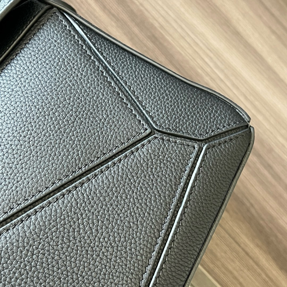 L0ew* small puzzle edge bags p60x41 29*19.5*14cm