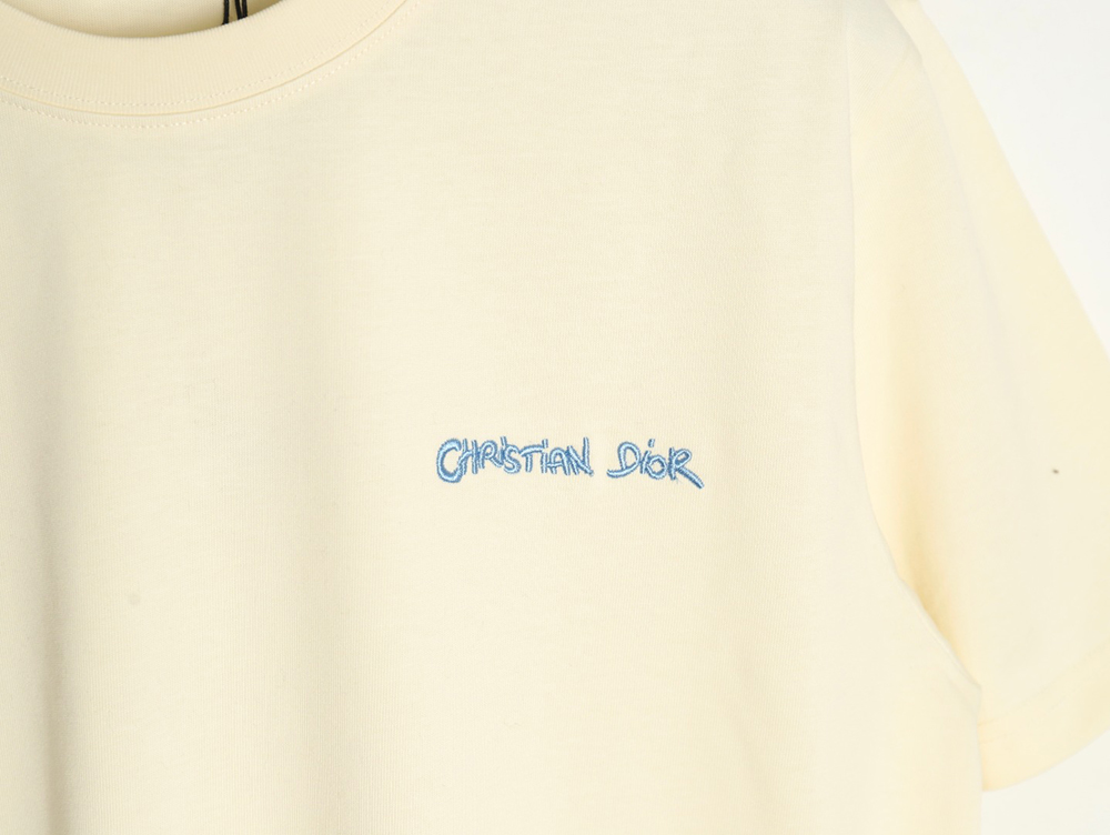 D*or cursive embroidered letters short-sleeved t-shirt tsk1