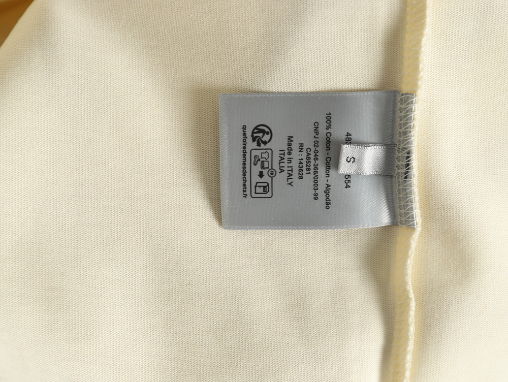 D*or cursive embroidered letters short-sleeved t-shirt tsk1