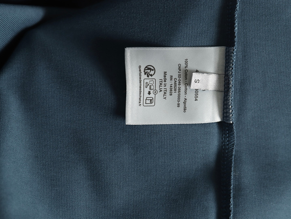 D*or cursive embroidered letters short-sleeved t-shirt tsk3