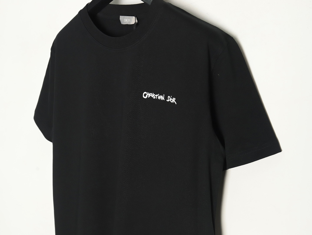 D*or cursive embroidered letters short-sleeved t-shirt tsk4