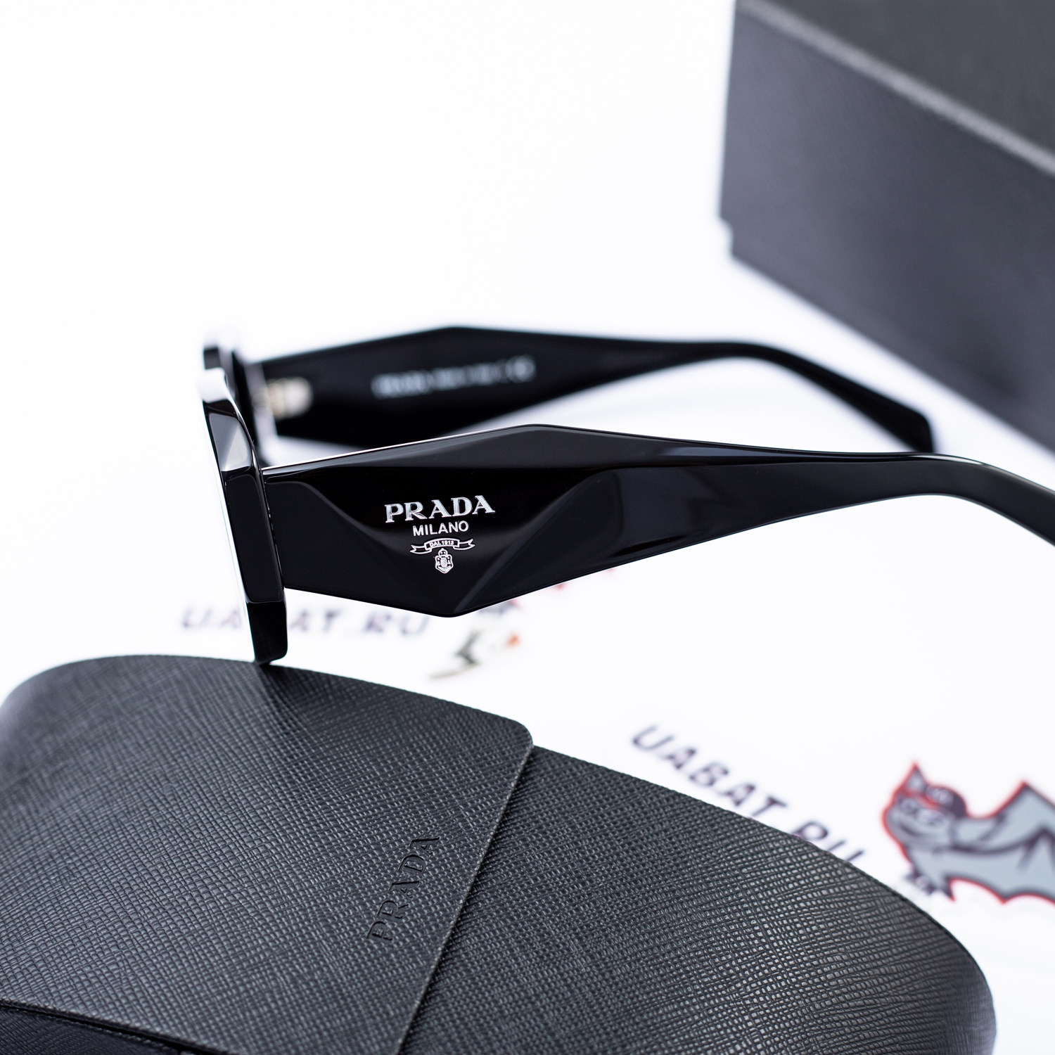 Pra*a eyeglasses 06ys