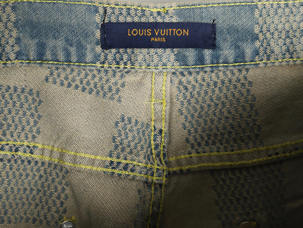 l0*is V*t0n checkerboard jeans