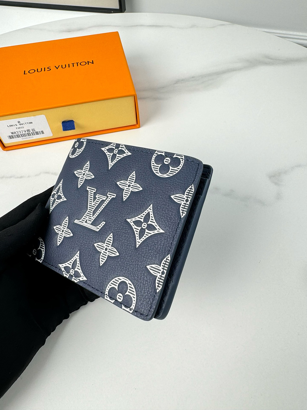 l0*is V*t0n multiple wallets m83379 11.5*9*.1.5cm