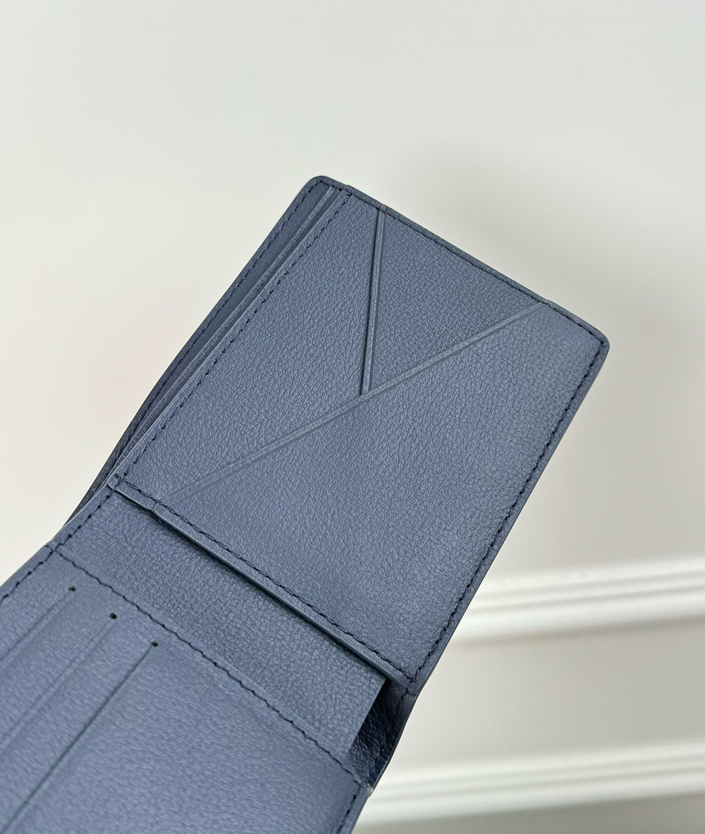 l0*is V*t0n multiple wallets m83379 11.5*9*.1.5cm