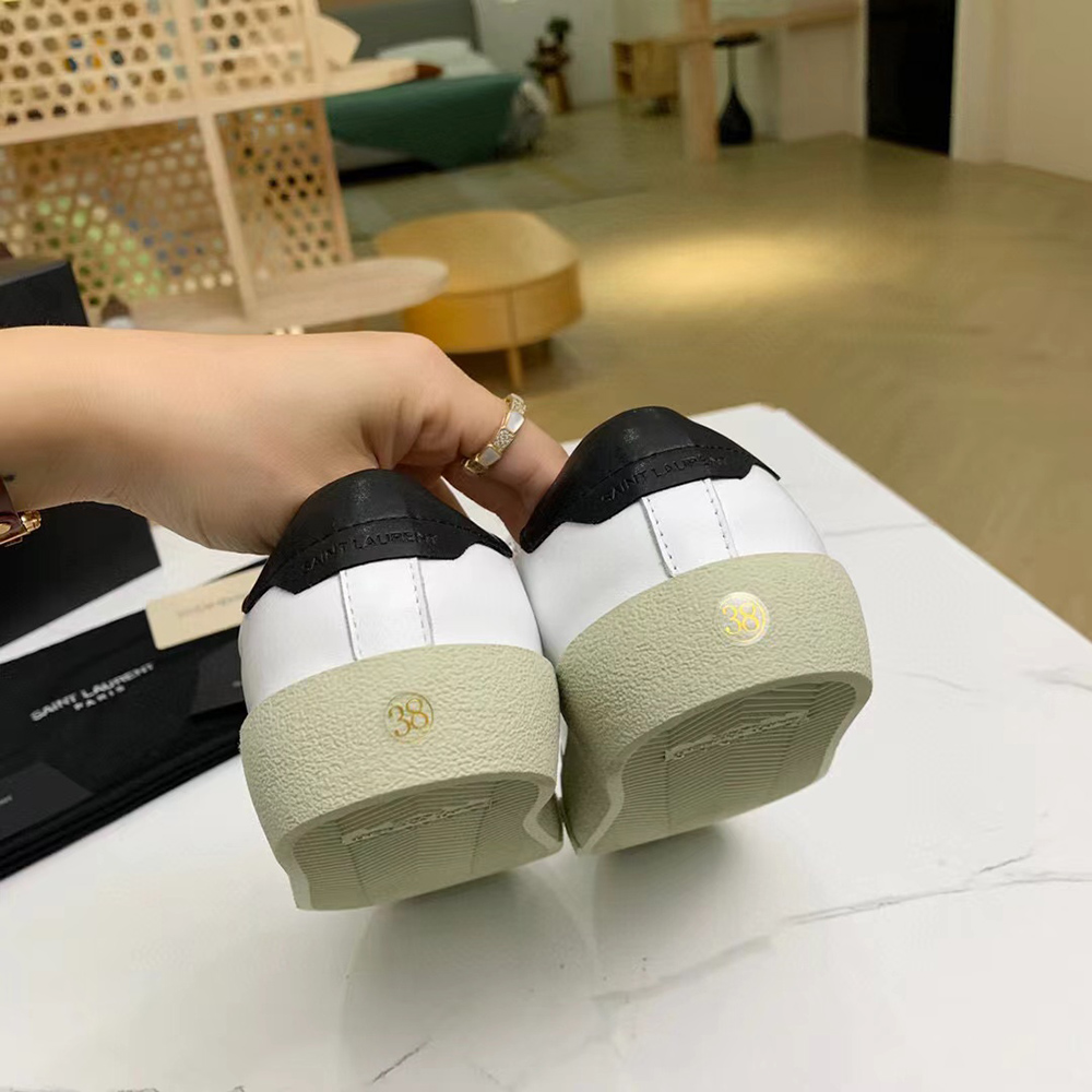 Sa**t Lau*nt court classic sl/06