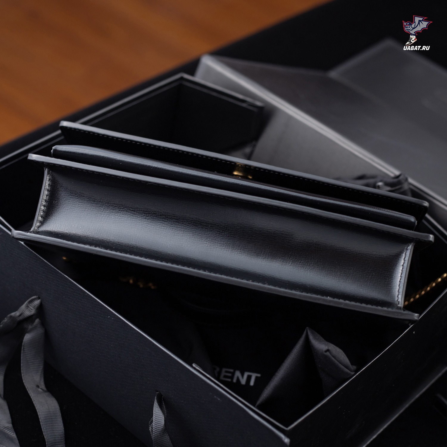 Y.S.AINT Bags 634723 25*18*5cm