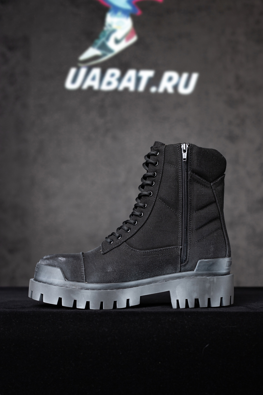 Ba*len*cia*ga lace-up combat boots