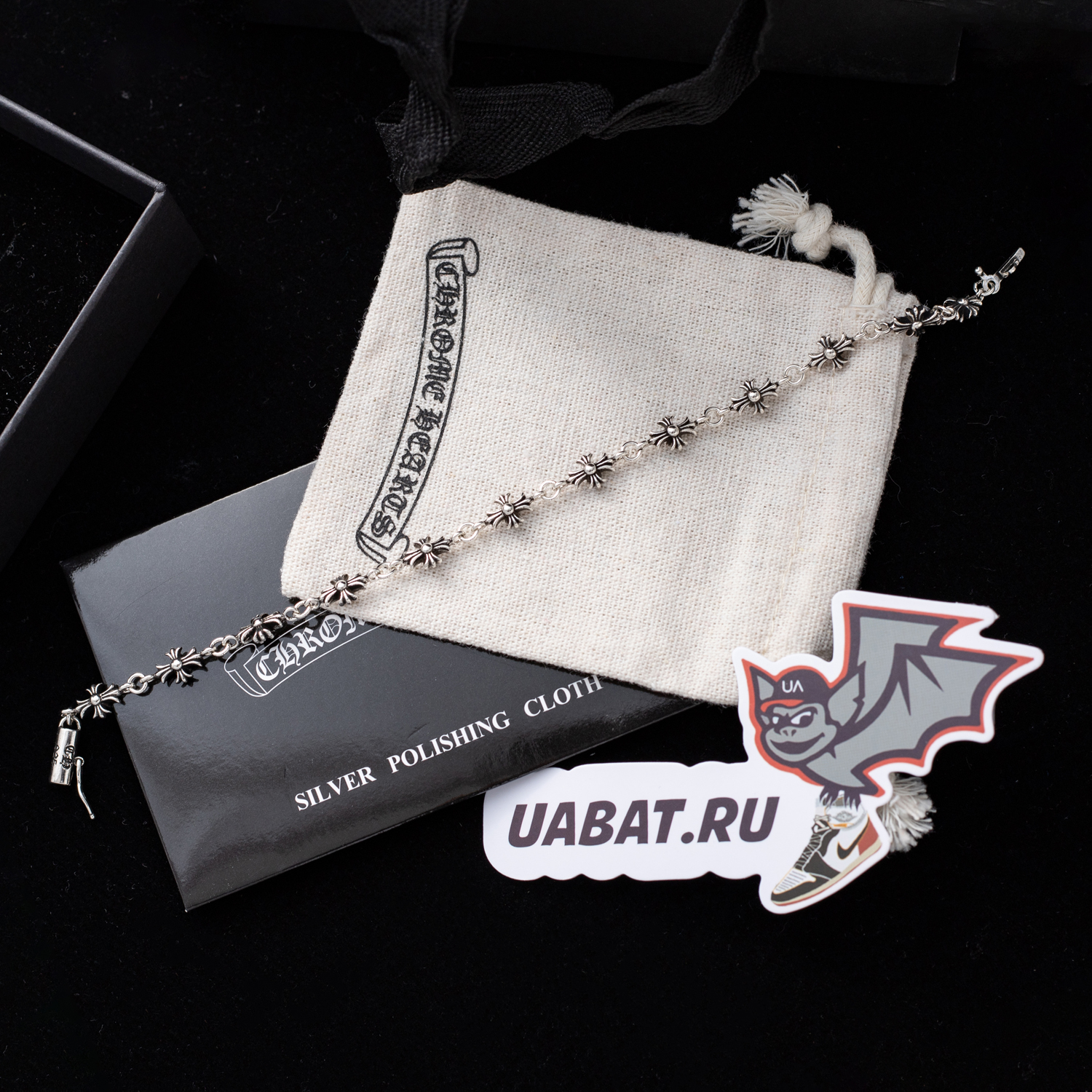 Ch**me He**ts bracelet chb04513