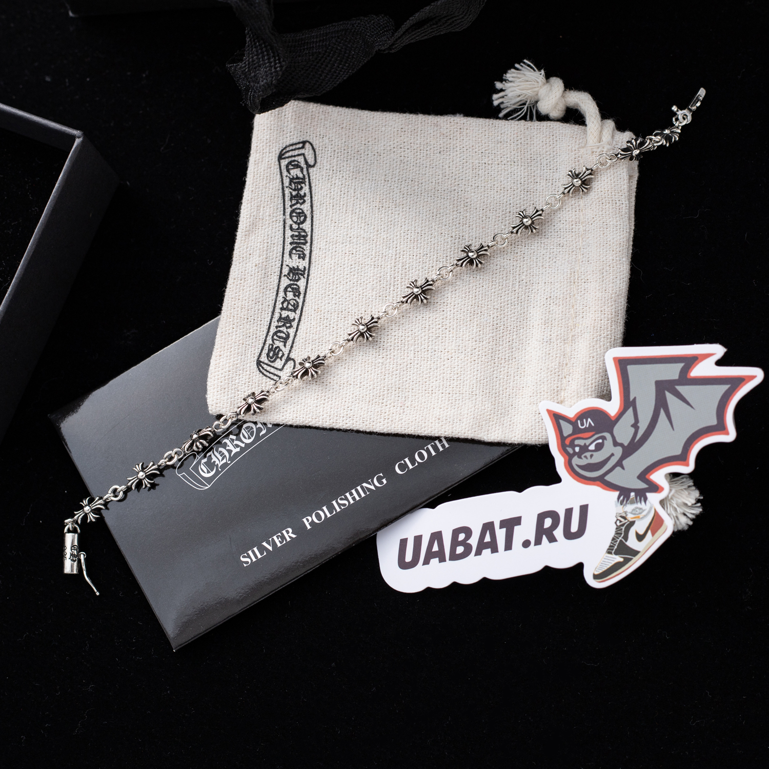 Ch**me He**ts bracelet chb04513