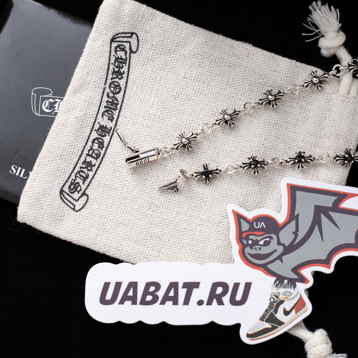 Ch**me He**ts bracelet chb04513