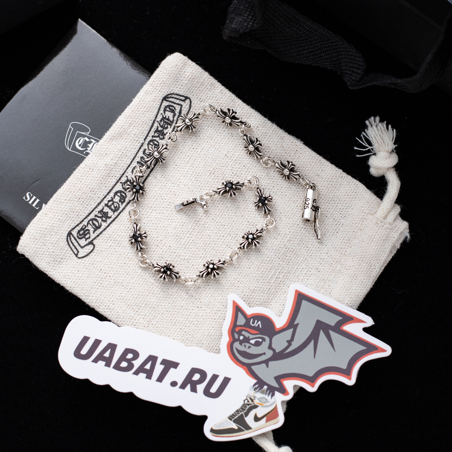 Ch**me He**ts bracelet chb04513