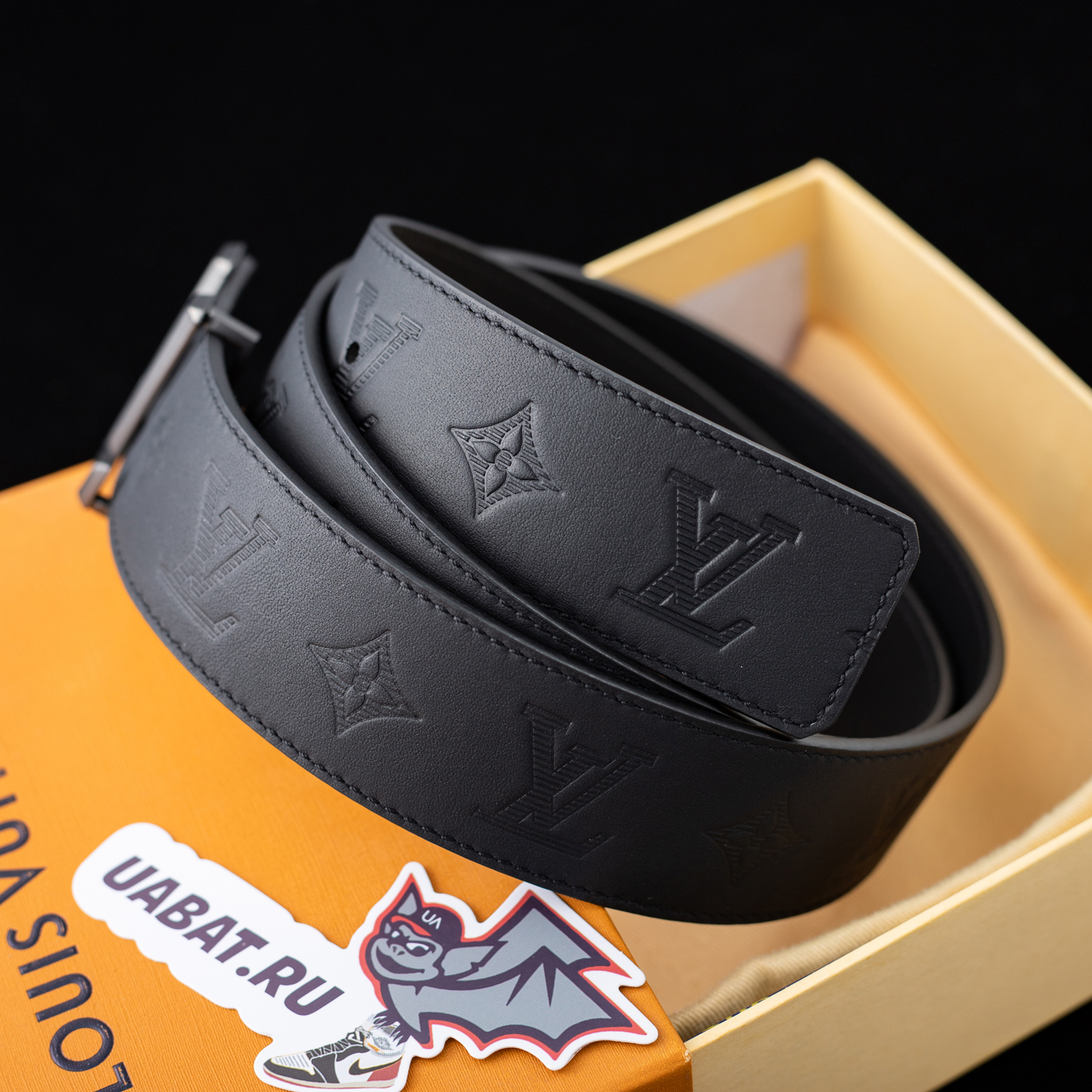 l0*is V*t0n belts m0032t 40mm