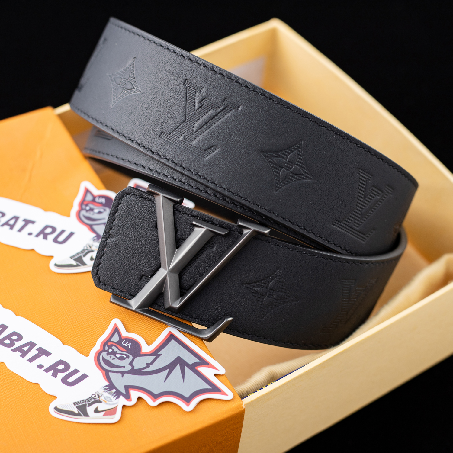 l0*is V*t0n belts m0032t 40mm