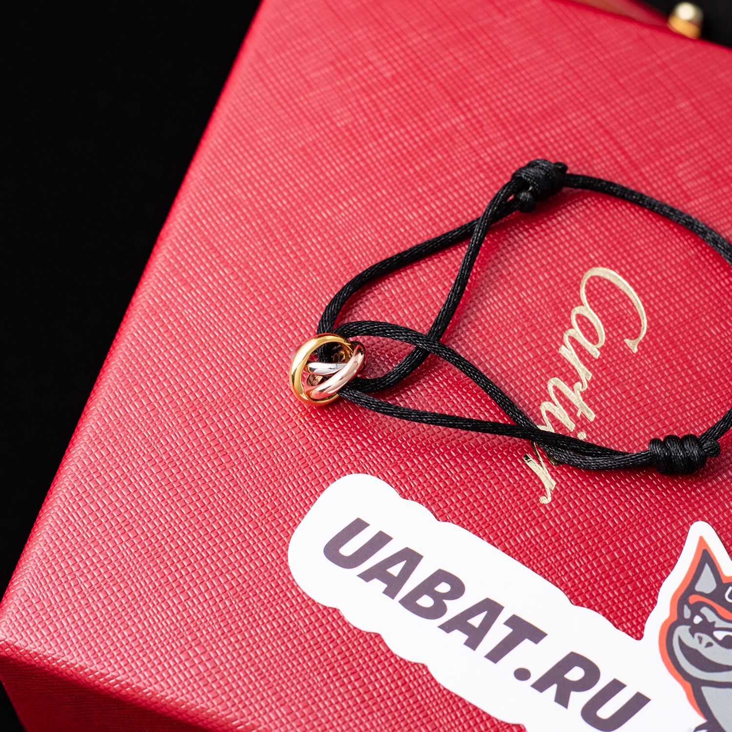 Ca*t*er trinity bracelet b6016700 w:2mm in:10.7mm