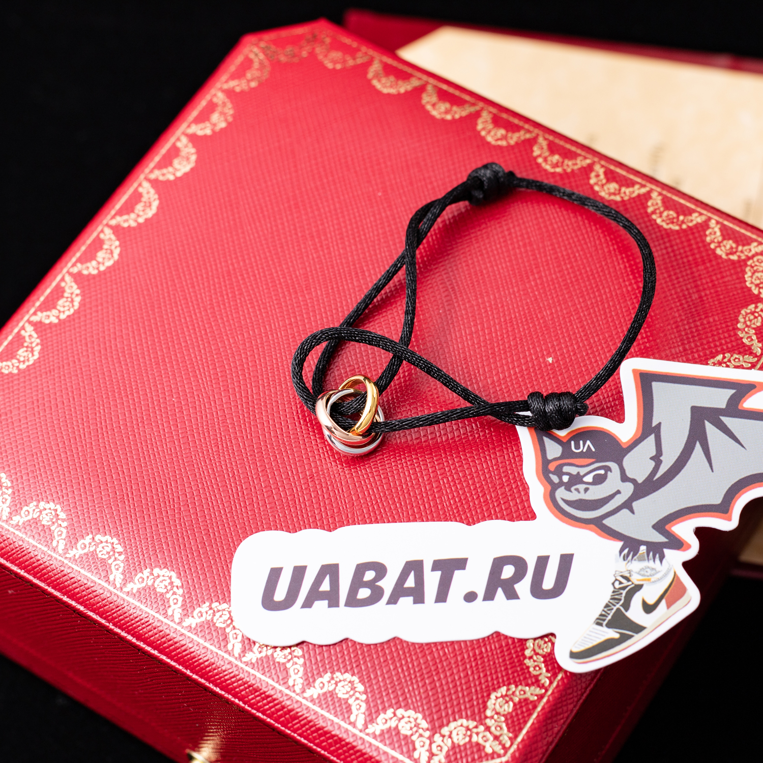 Ca*t*er trinity bracelet b6016700 w:2mm in:10.7mm