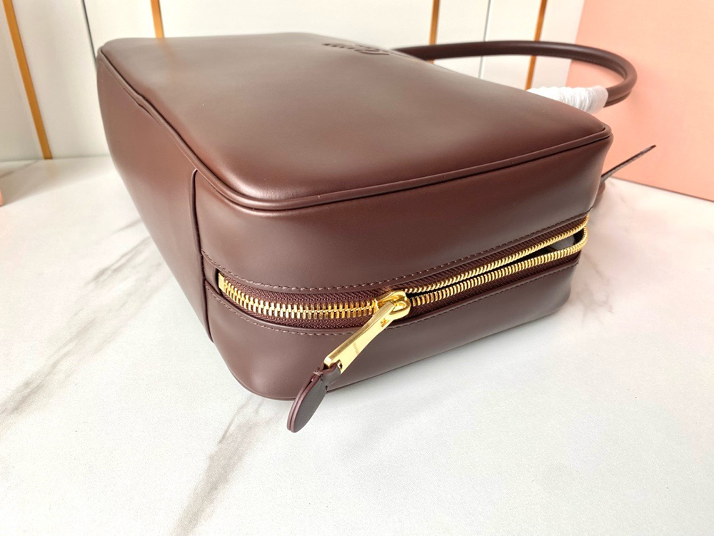 Miu Miu Leather Beau bags 5BB117 23*34*10cm