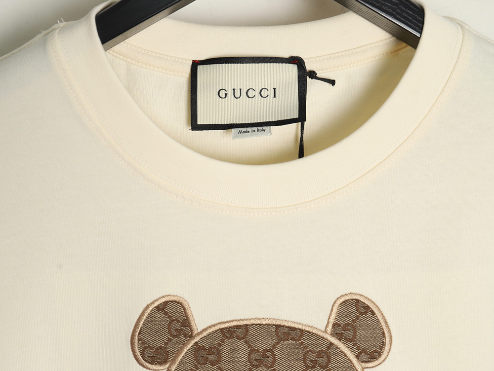 G*u*i chest embroidered bear short sleeve t-shirt