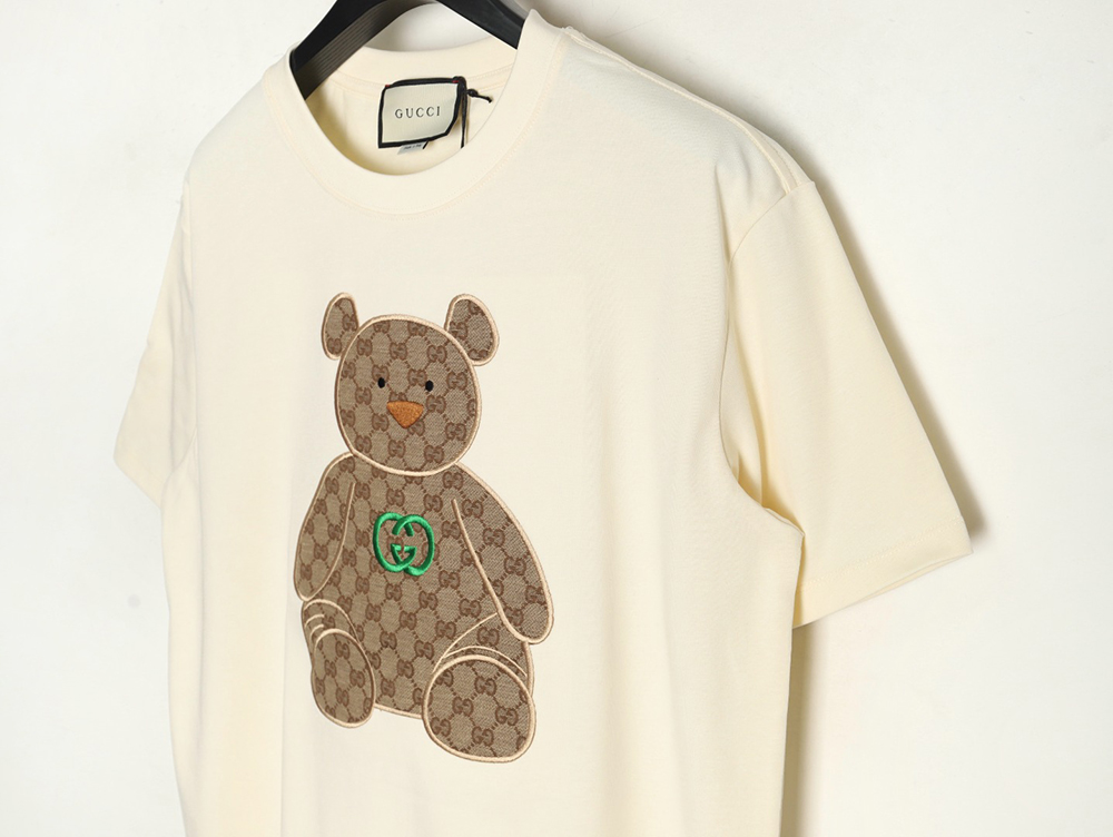 G*u*i chest embroidered bear short sleeve t-shirt