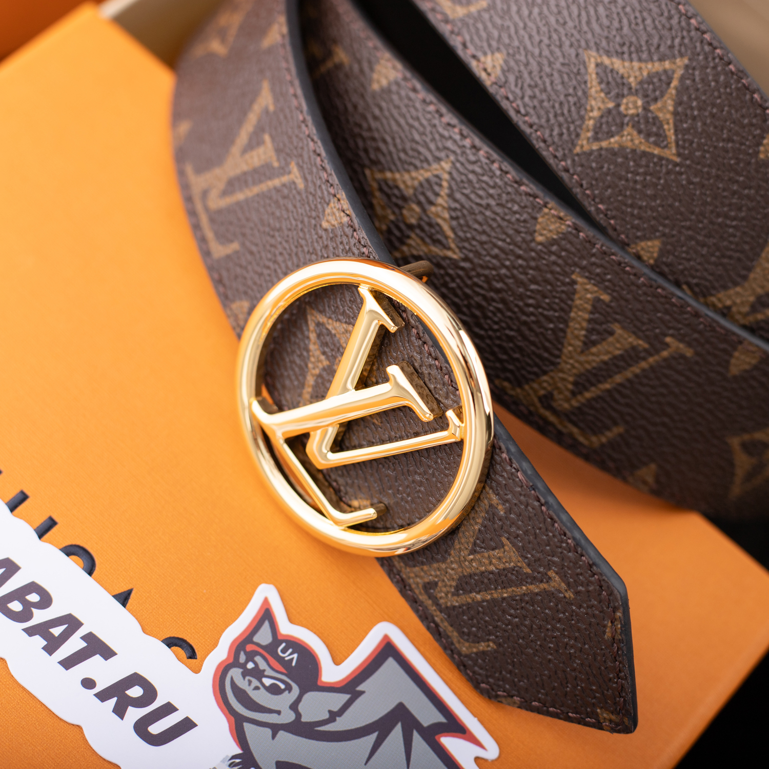 l0*is V*t0n belts m0564u 35mm