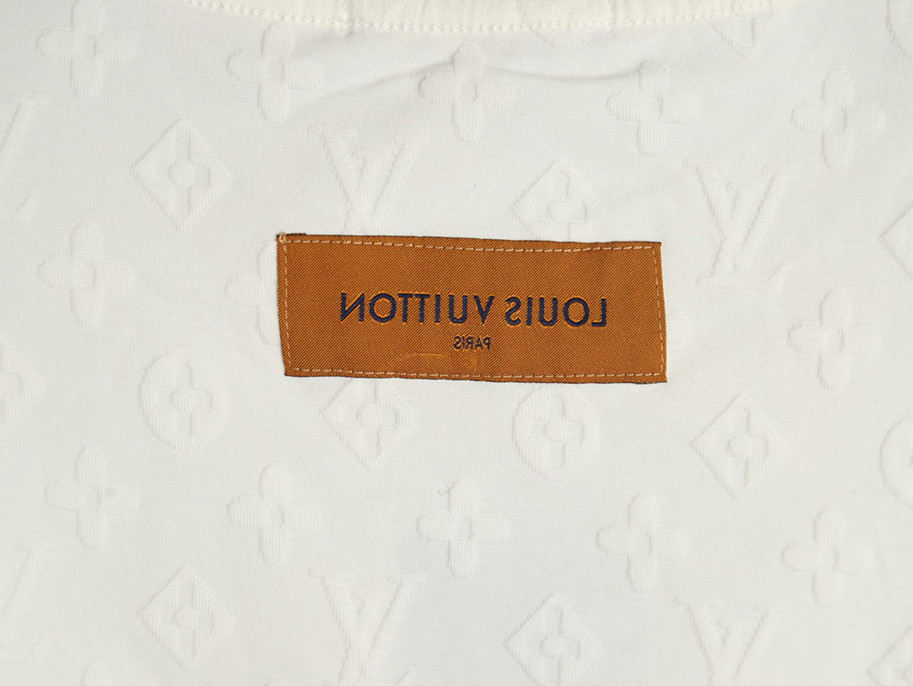 l0*is V*t0n full print monogram dark pattern jacquard short sleeve t-shirt