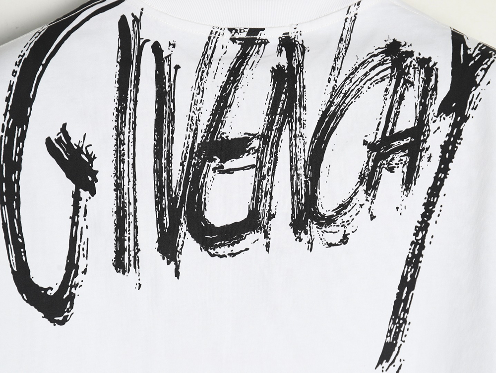 Givenchy graffiti lettering embroidered logo short sleeve