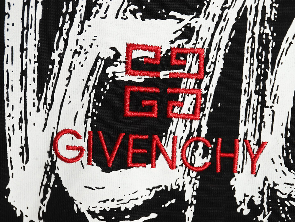 Givenchy graffiti lettering embroidered logo short sleeve TSK1