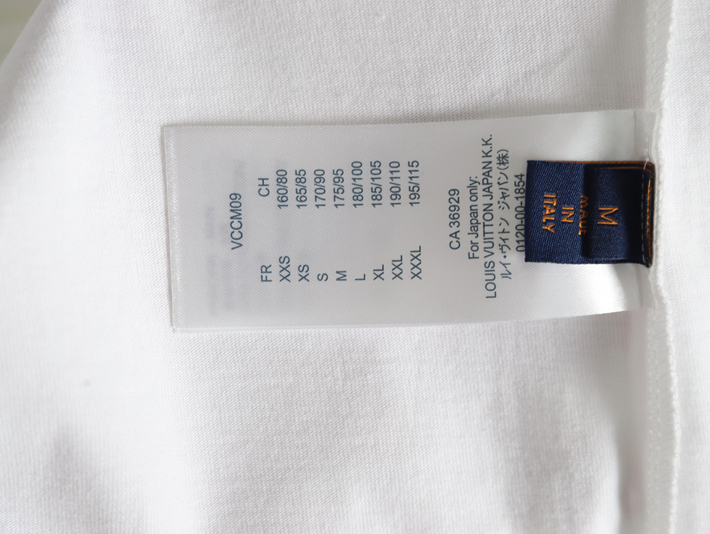 l0*is V*t0n embroidered logo badge short-sleeved t-shirt