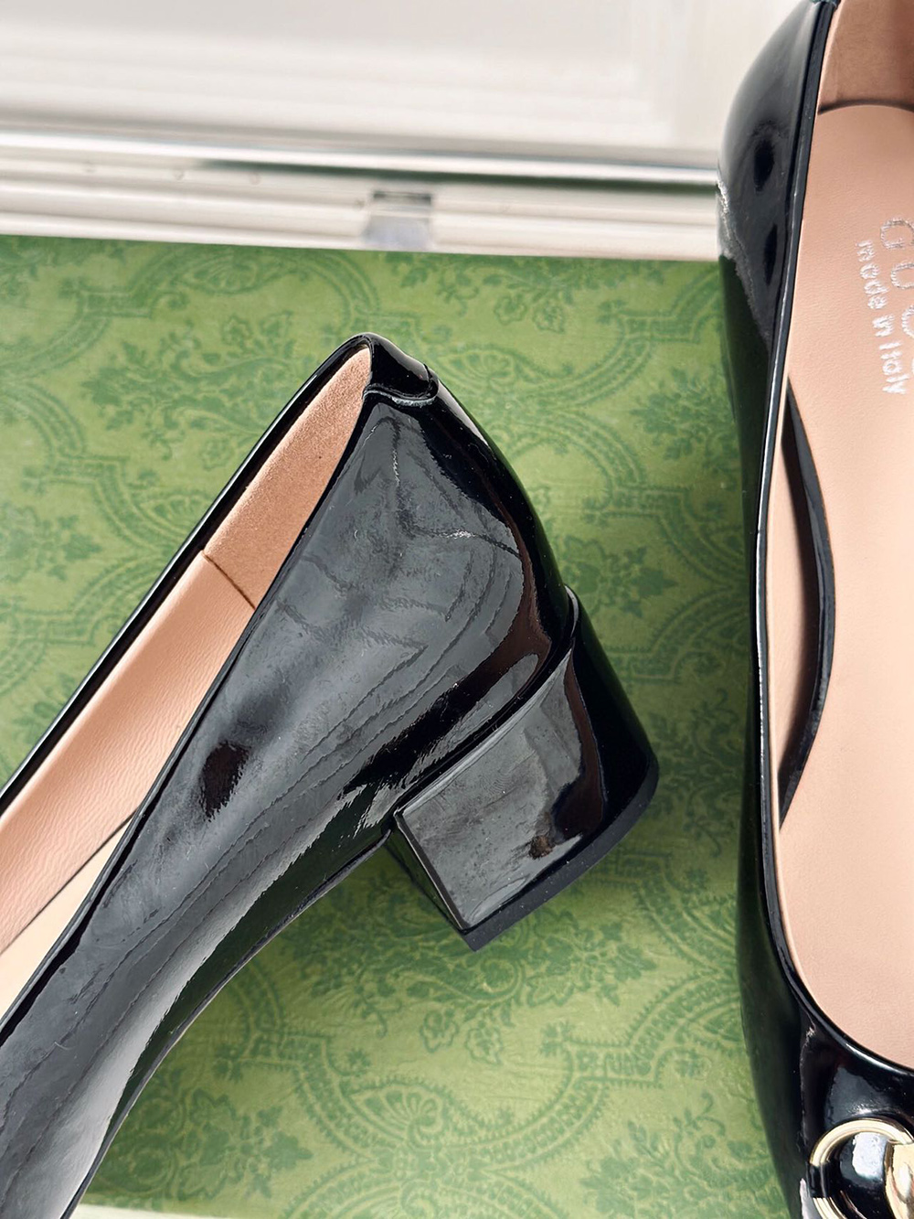 G*u*i horsebit black patent leather low heels